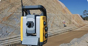 SPS730 & SPS930 UNIVERSAL TOTAL STATIONS