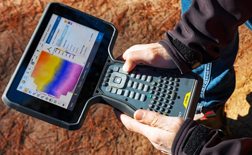 TRIMBLE CONTROLLERS AND TABLETS